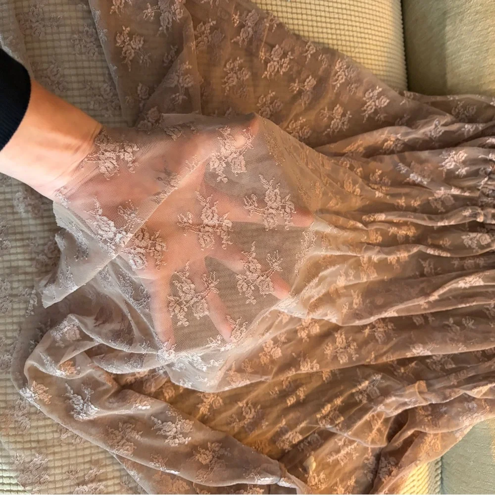 Free People Floral Lace Maxi Skirt in Mauve - Picture 3 of 8